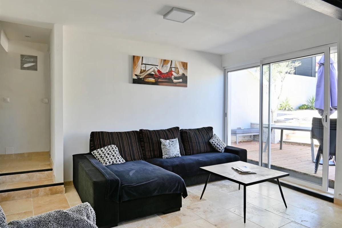 Maison à vendre, 135m², Saint-Julien-les-Rosiers