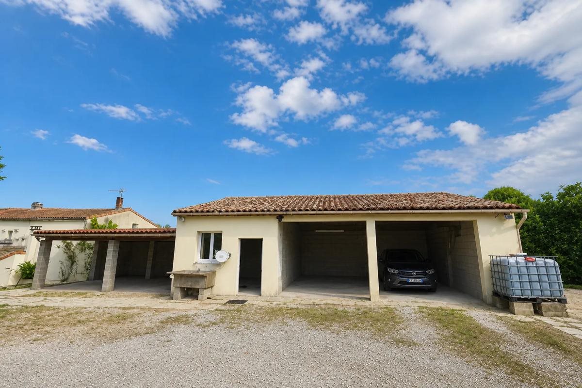 Maison à vendre, 192m², Mornac