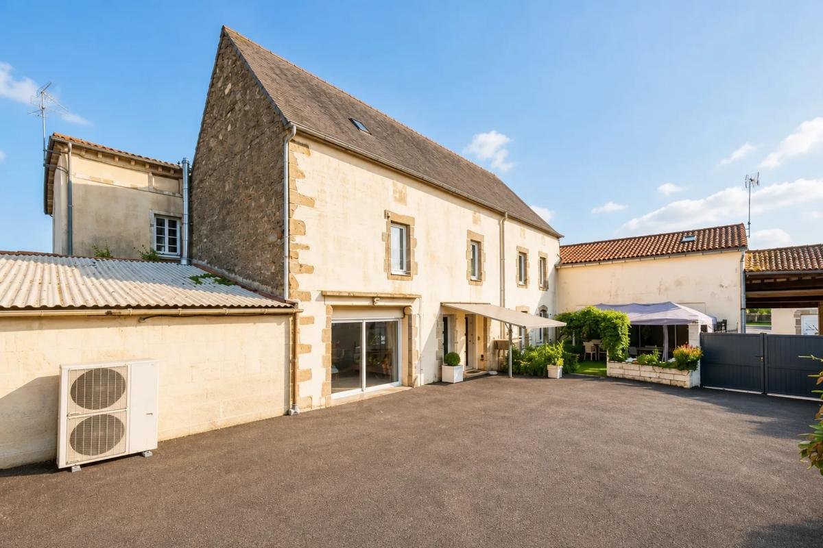 Maison à vendre, 178m², Saint-Pierre-du-Chemin