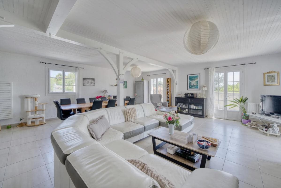 Maison à vendre, 176m², Bussac-sur-Charente