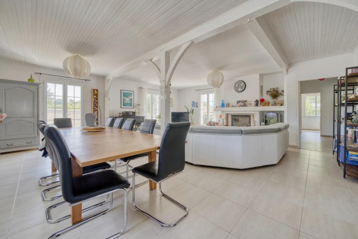 Maison à vendre, 176m², Bussac-sur-Charente