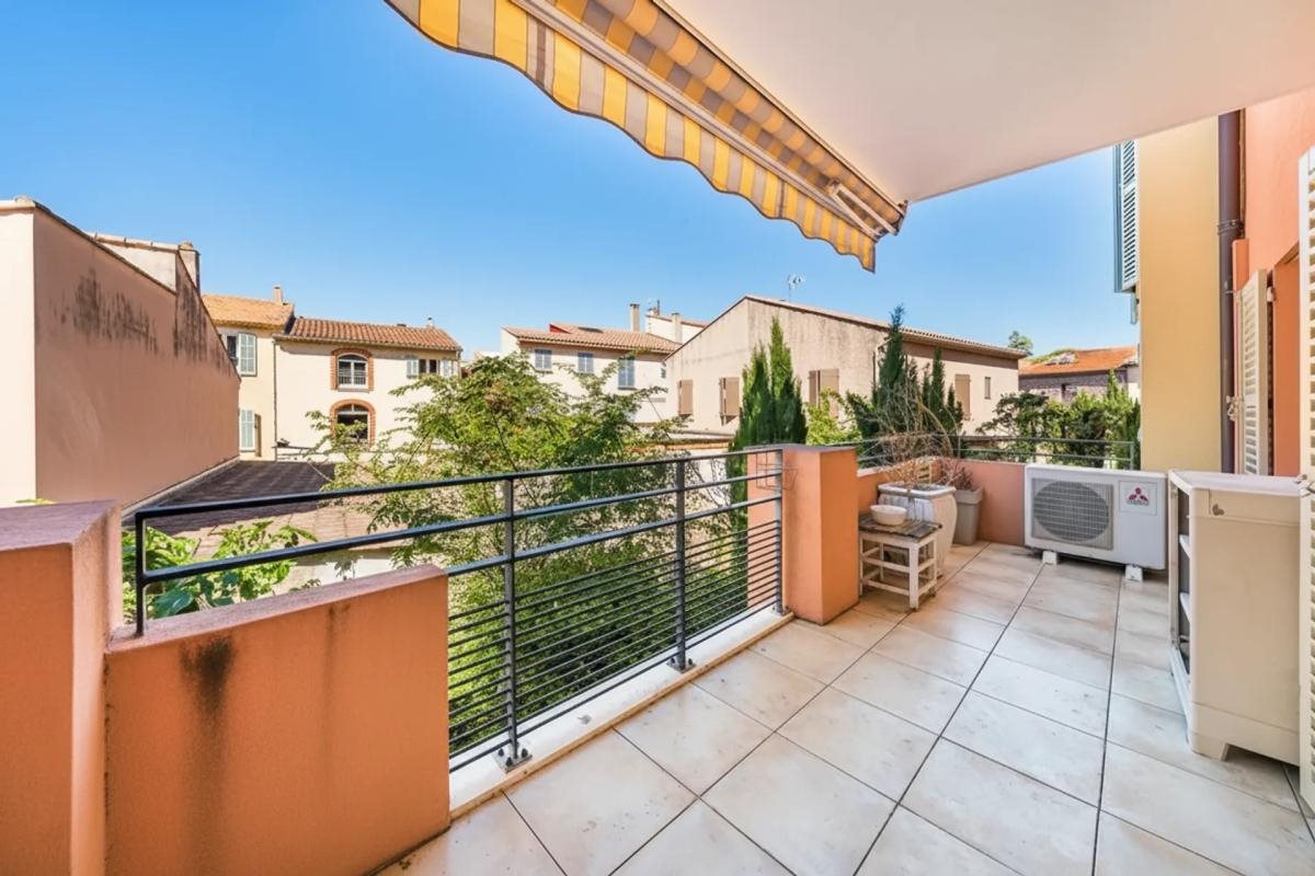 Appartement à vendre, 90m², Fréjus