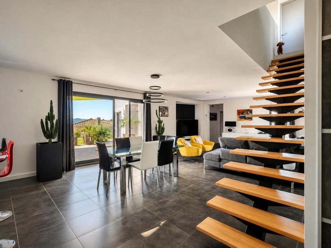 Maison à vendre, 176m², Montélimar