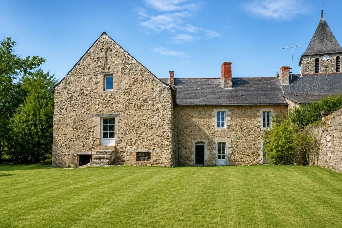 Maison à vendre, 260m², Miré