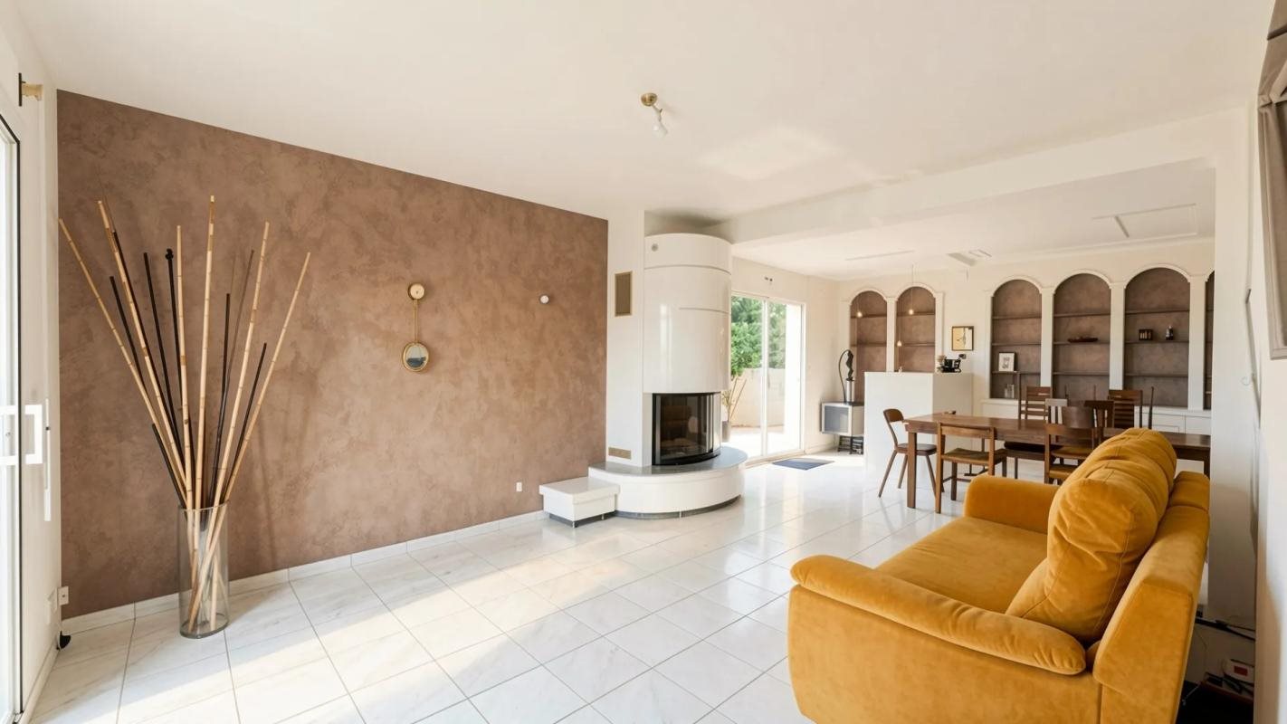 Maison à vendre, 130m², Bourg-des-Comptes