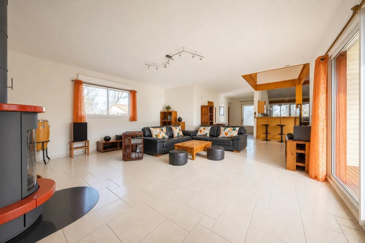 Maison à vendre, 196m², Cubzac-les-Ponts