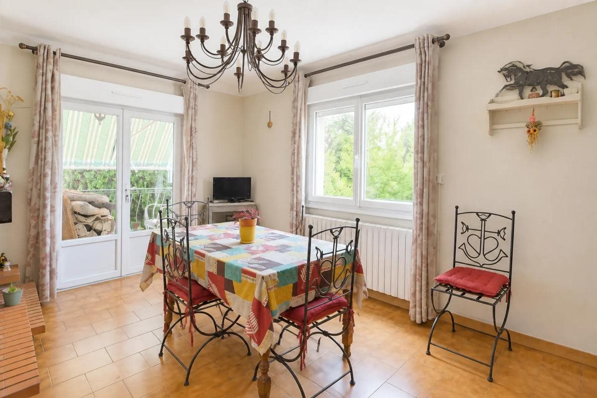 Maison à vendre, 133m², Connaux