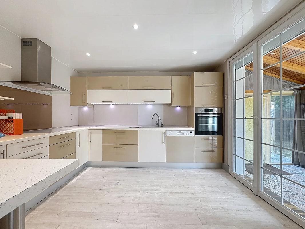 Maison à vendre, 186m², Serris