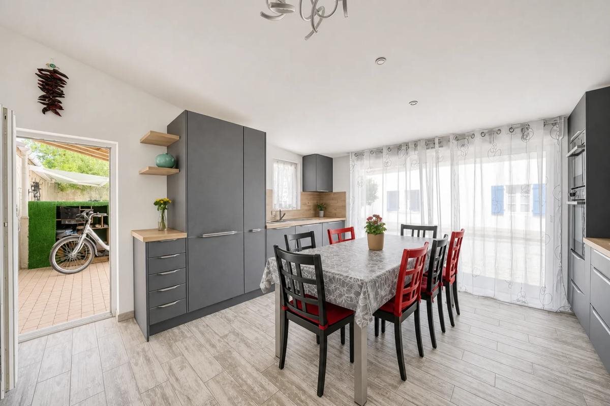 Maison à vendre, 110m², Saint-Laurent-de-la-Prée