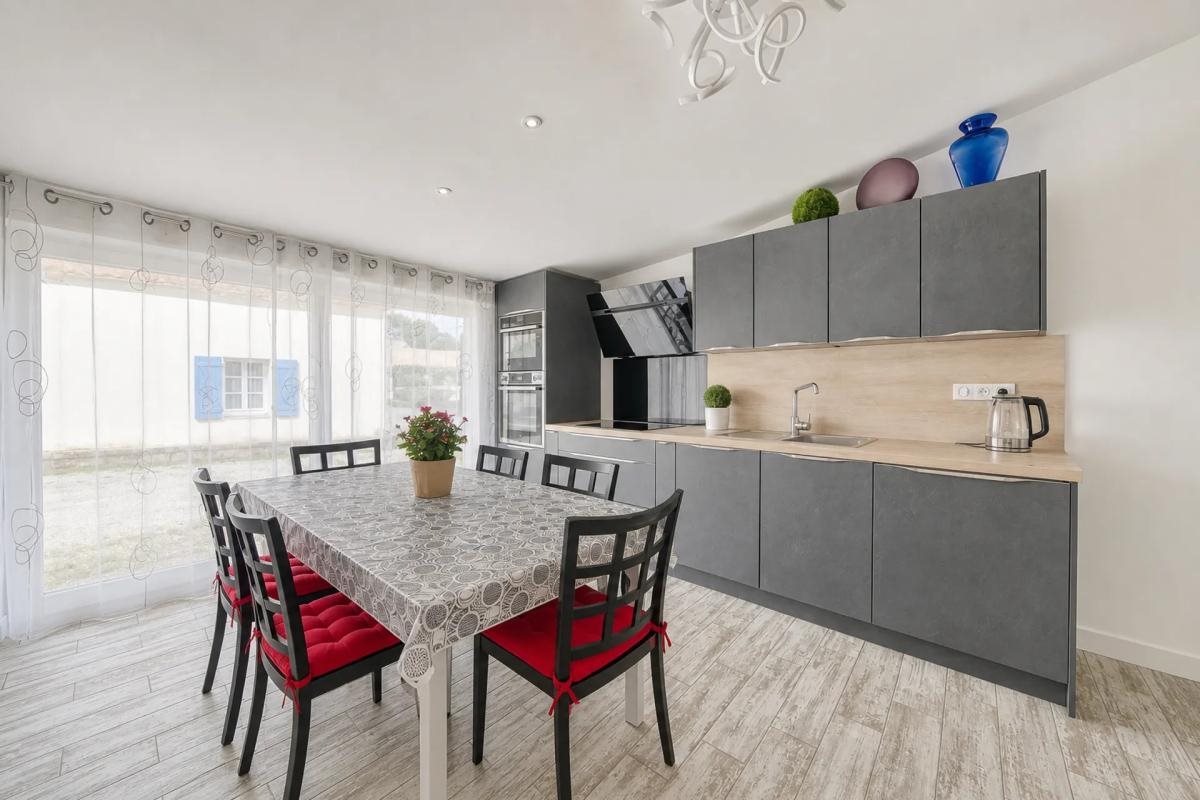 Maison à vendre, 110m², Saint-Laurent-de-la-Prée