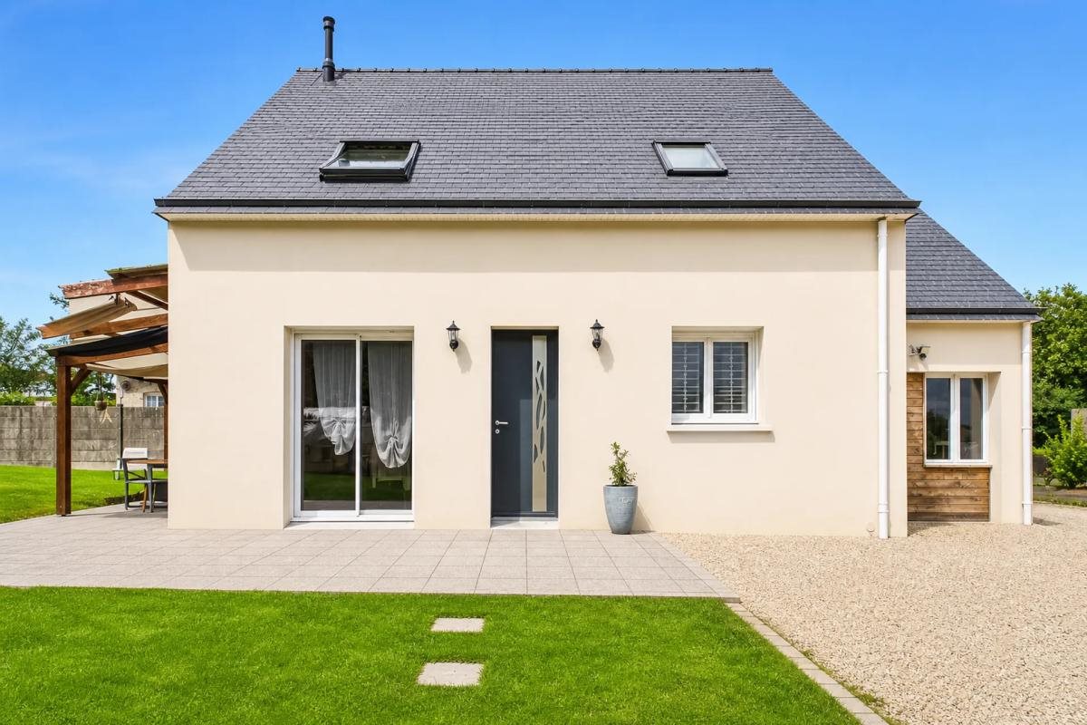 Maison à vendre, 102m², Plouzévédé