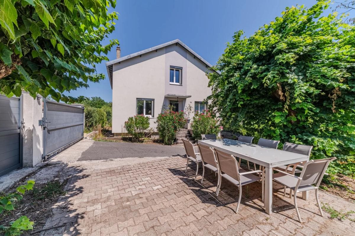 Maison à vendre, 133m², Arnas