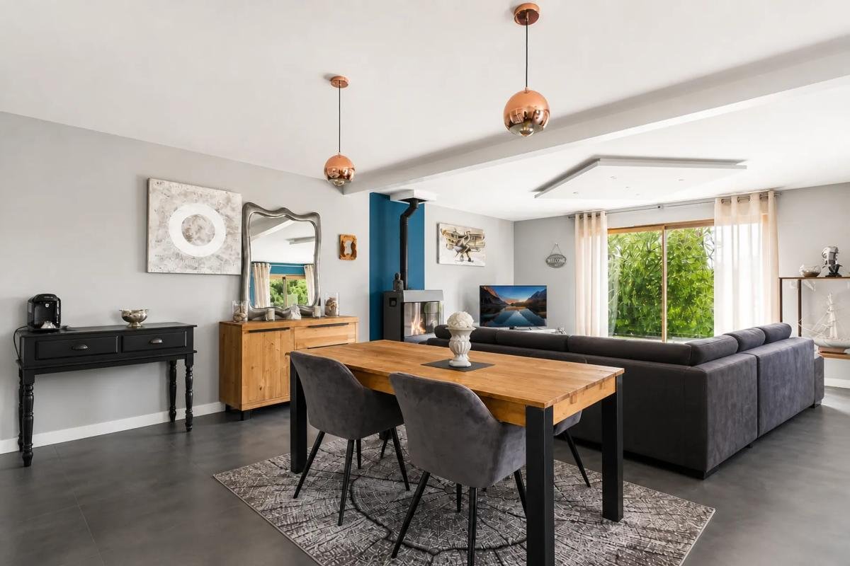 Maison à vendre, 168m², Plounévez-Lochrist