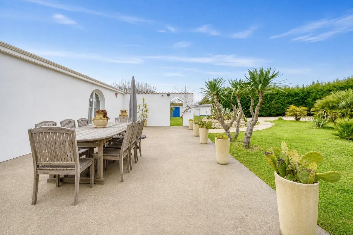 Maison à vendre, 307m², Saint-Just-Luzac