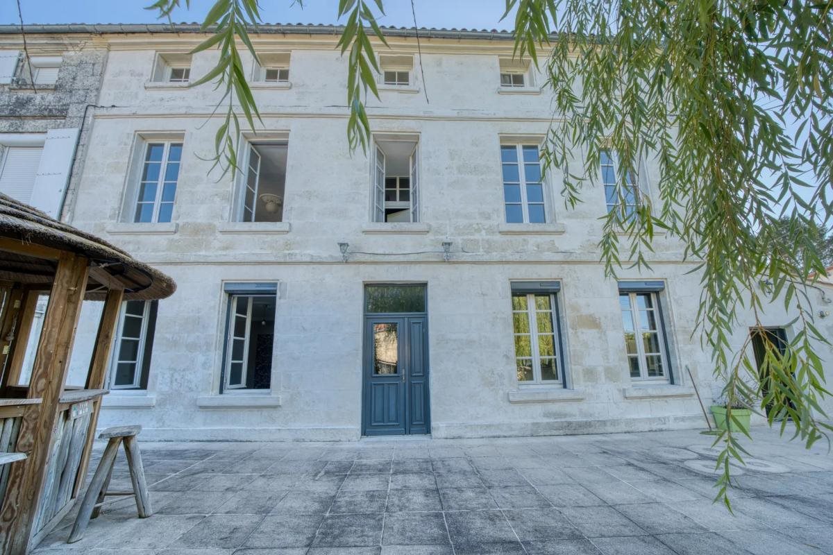 Maison à vendre, 250m², Saintes