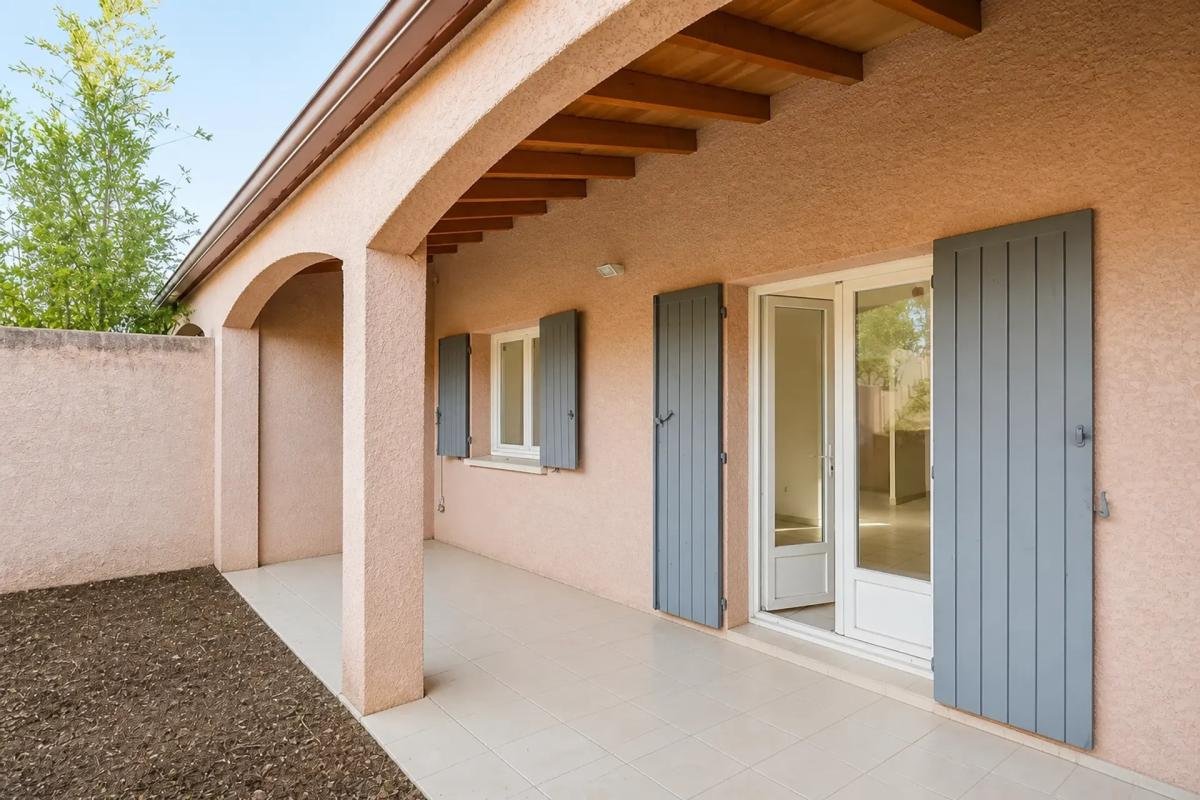 Maison à vendre, 77m², Saint-Julien-les-Rosiers