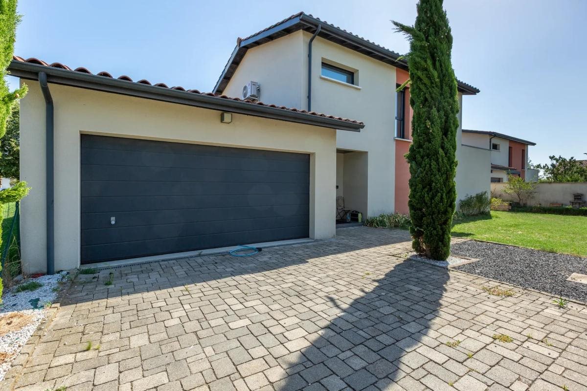 Maison à vendre, 160m², Mions