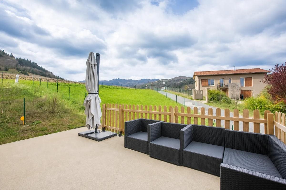 Maison à vendre, 190m², Vaux-en-Beaujolais