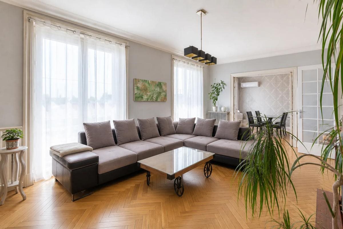 Maison à vendre, 370m², Villars-les-Dombes