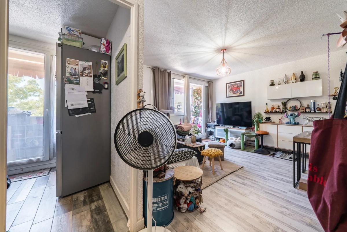 Appartement à vendre, 57m², Fréjus