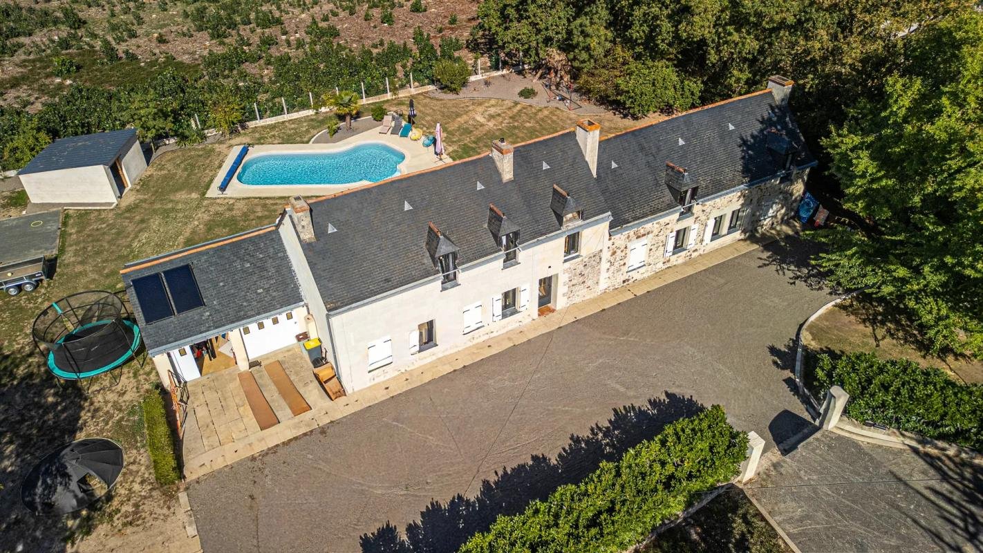 Maison à vendre, 226m², Verrie