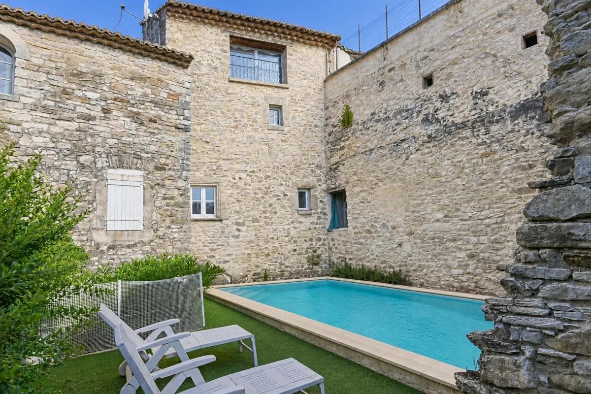Maison à vendre, 231m², Saint-Jean-de-Ceyrargues