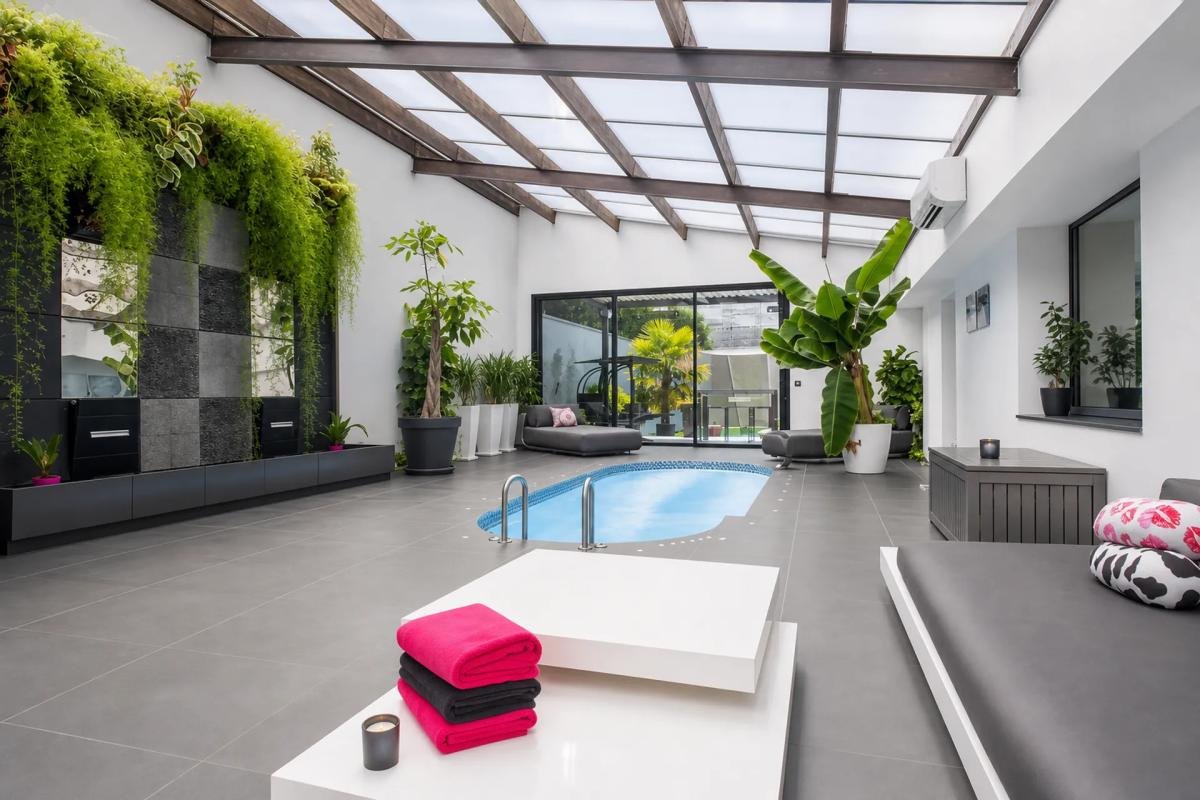 Maison à vendre, 390m², Pringy