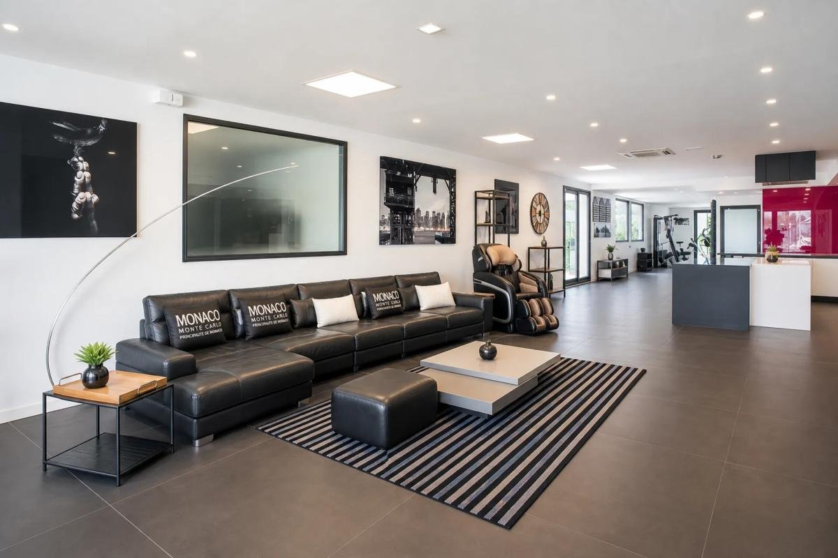 Maison à vendre, 390m², Pringy