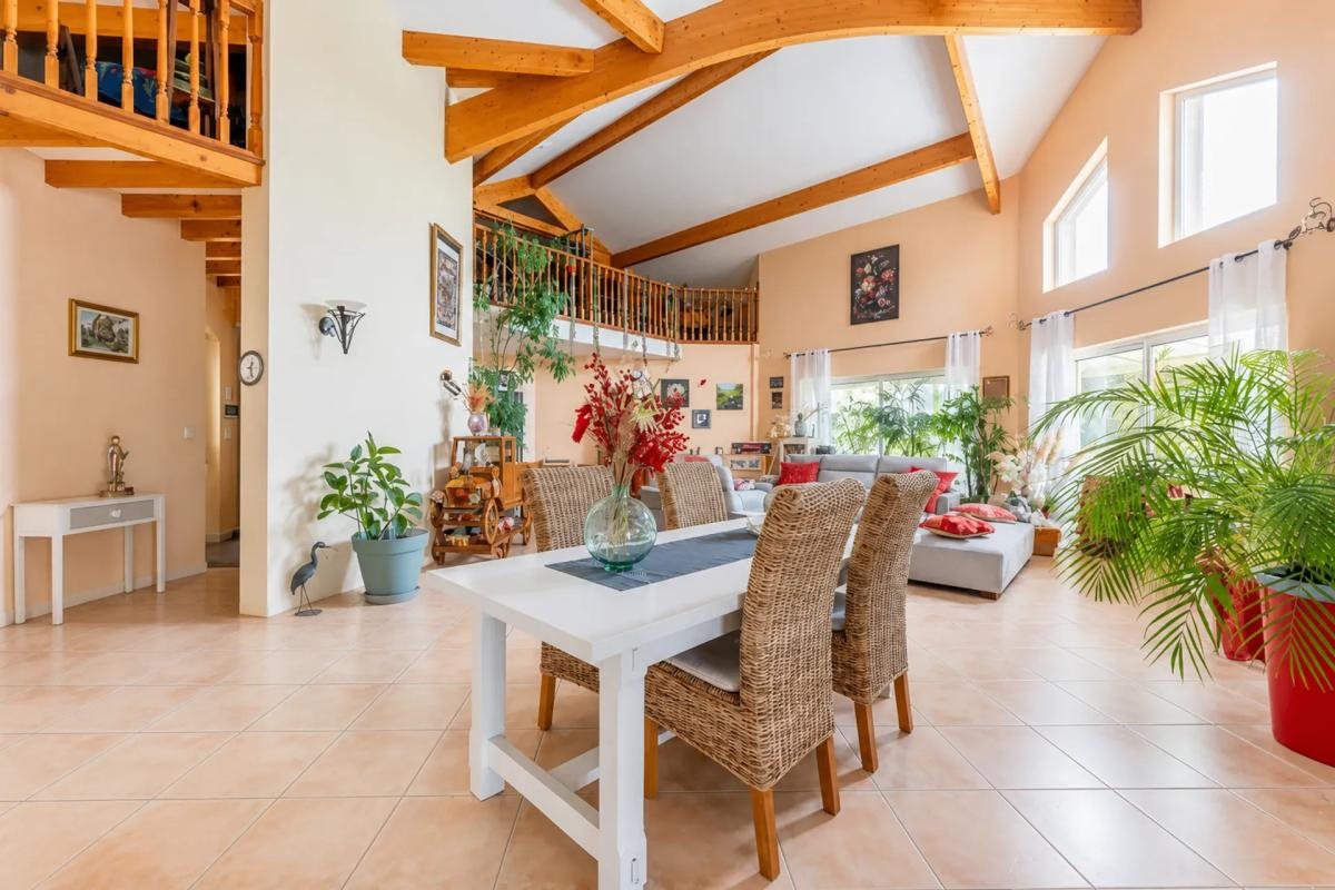 Maison à vendre, 275m², Cussac-Fort-Médoc