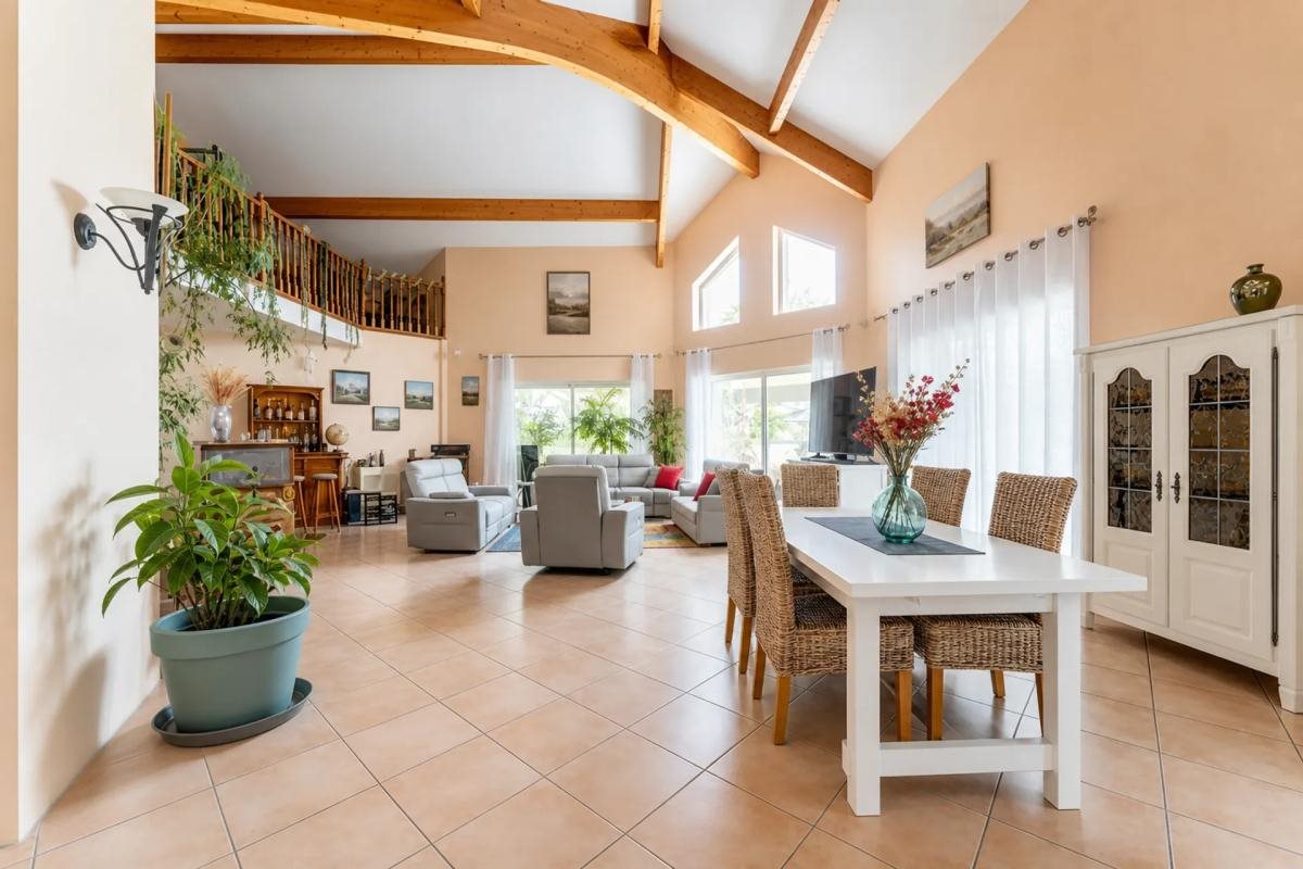 Maison à vendre, 275m², Cussac-Fort-Médoc