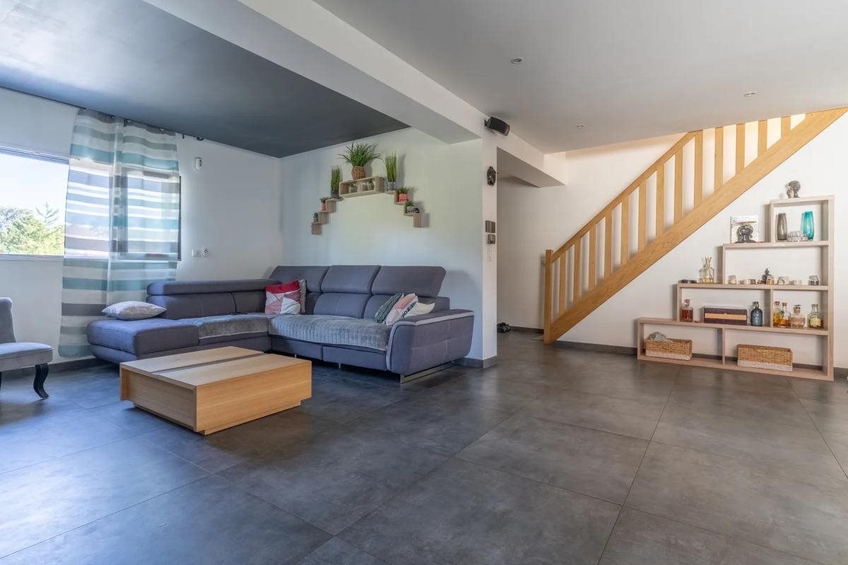 Maison à vendre, 250m², Le Mesnil-Saint-Denis