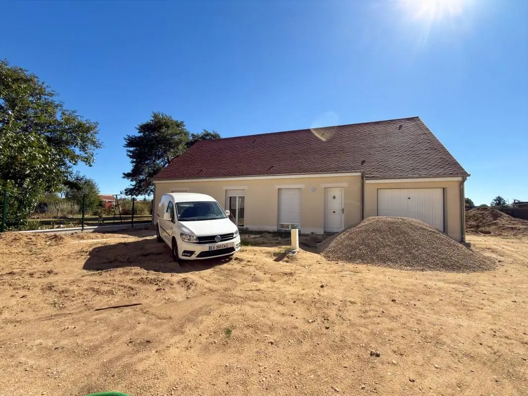 Maison à louer, 4m², Mardié