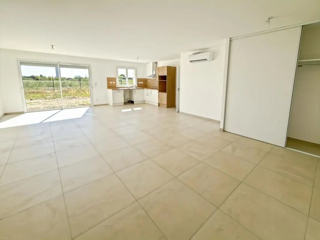 Maison à louer, 4m², Mardié