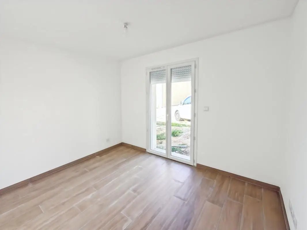 Maison à louer, 4m², Mardié