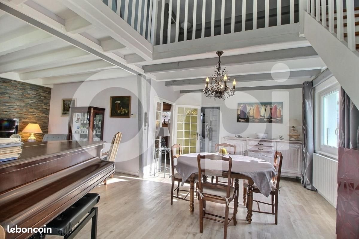Maison à vendre, 186m², Messery