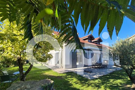 Maison à vendre, 170m², Nernier