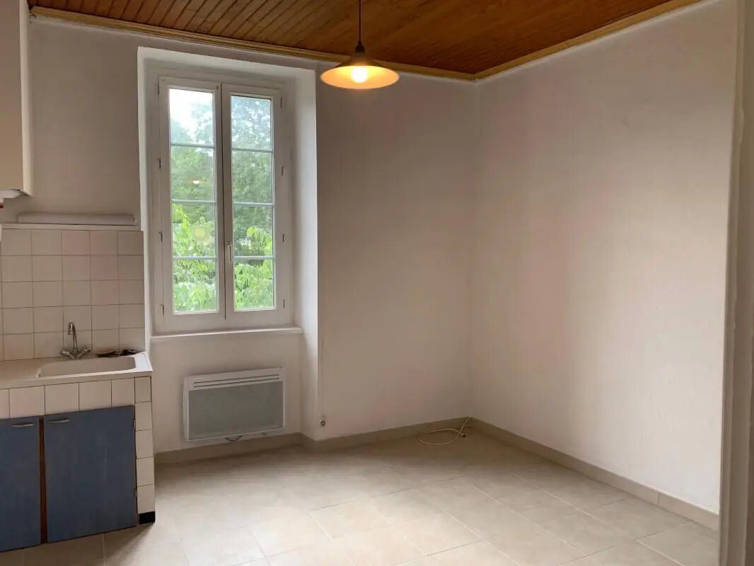 Appartement à louer, 34m², Alès