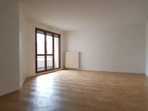 Appartement à louer, 73m², Suresnes