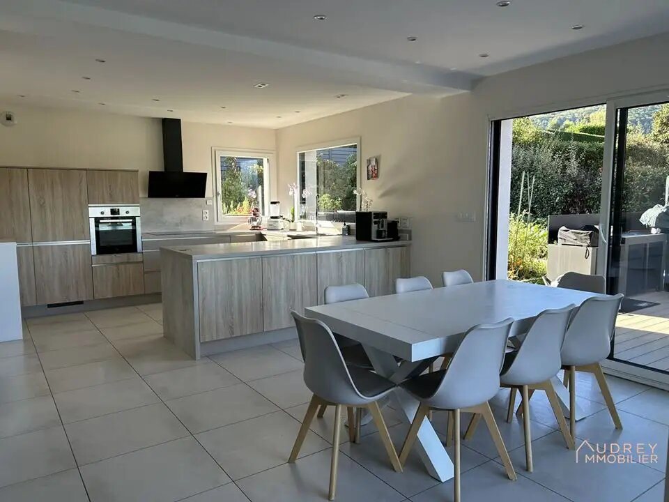 Maison à vendre, 141m², Vaulnaveys-le-Haut