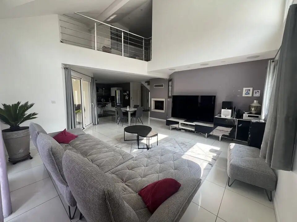 Maison à vendre, 142m², Vaulnaveys-le-Haut