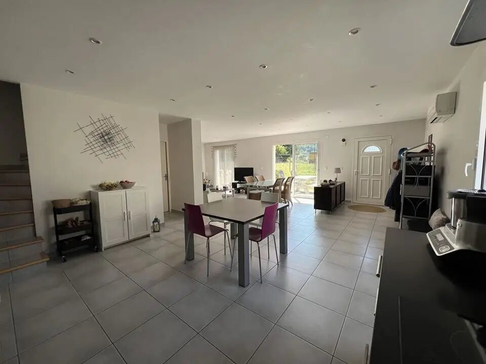 Maison à louer, 100m², Vaulnaveys-le-Haut