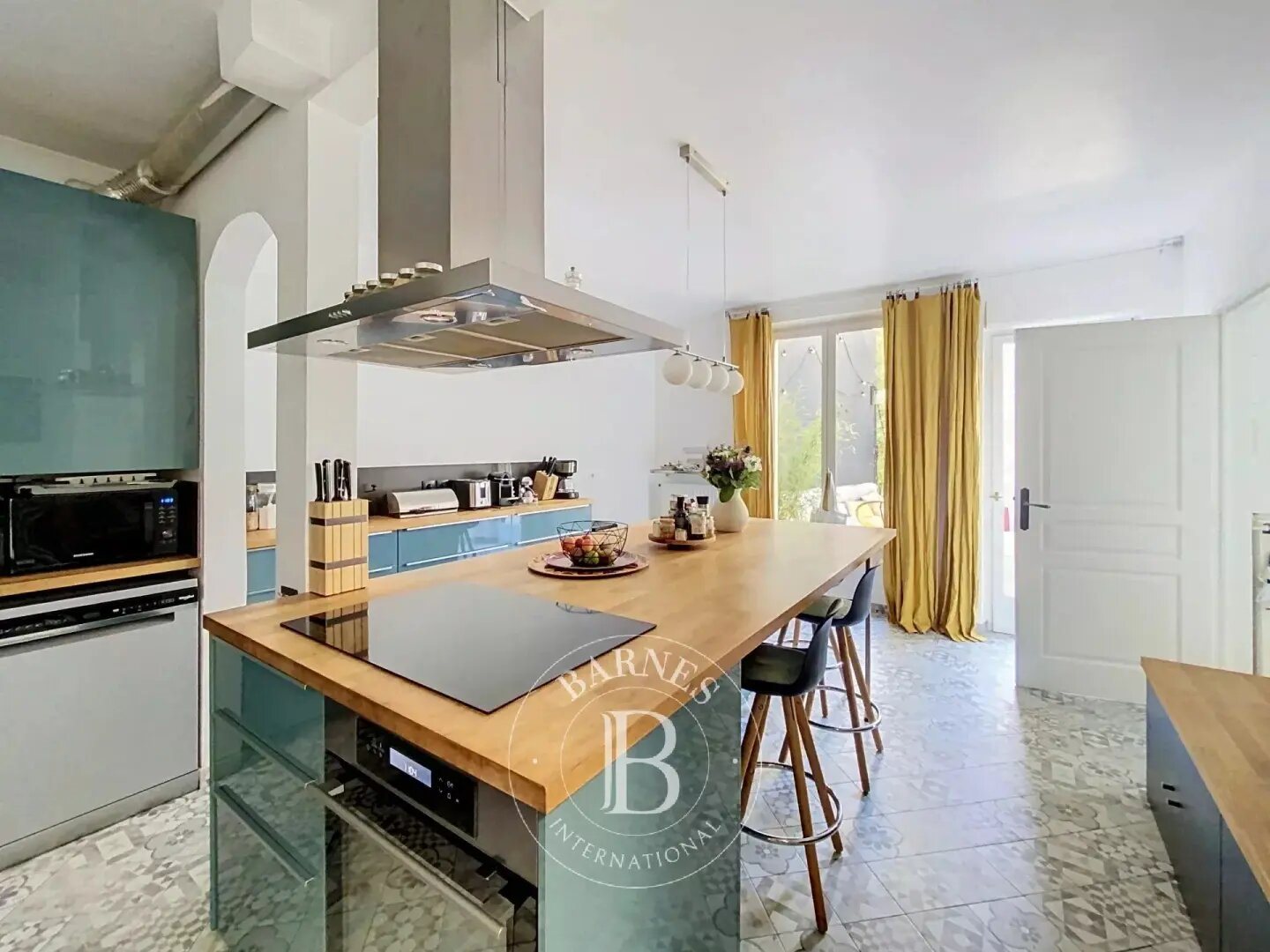 Maison à louer, 239m², Colombes