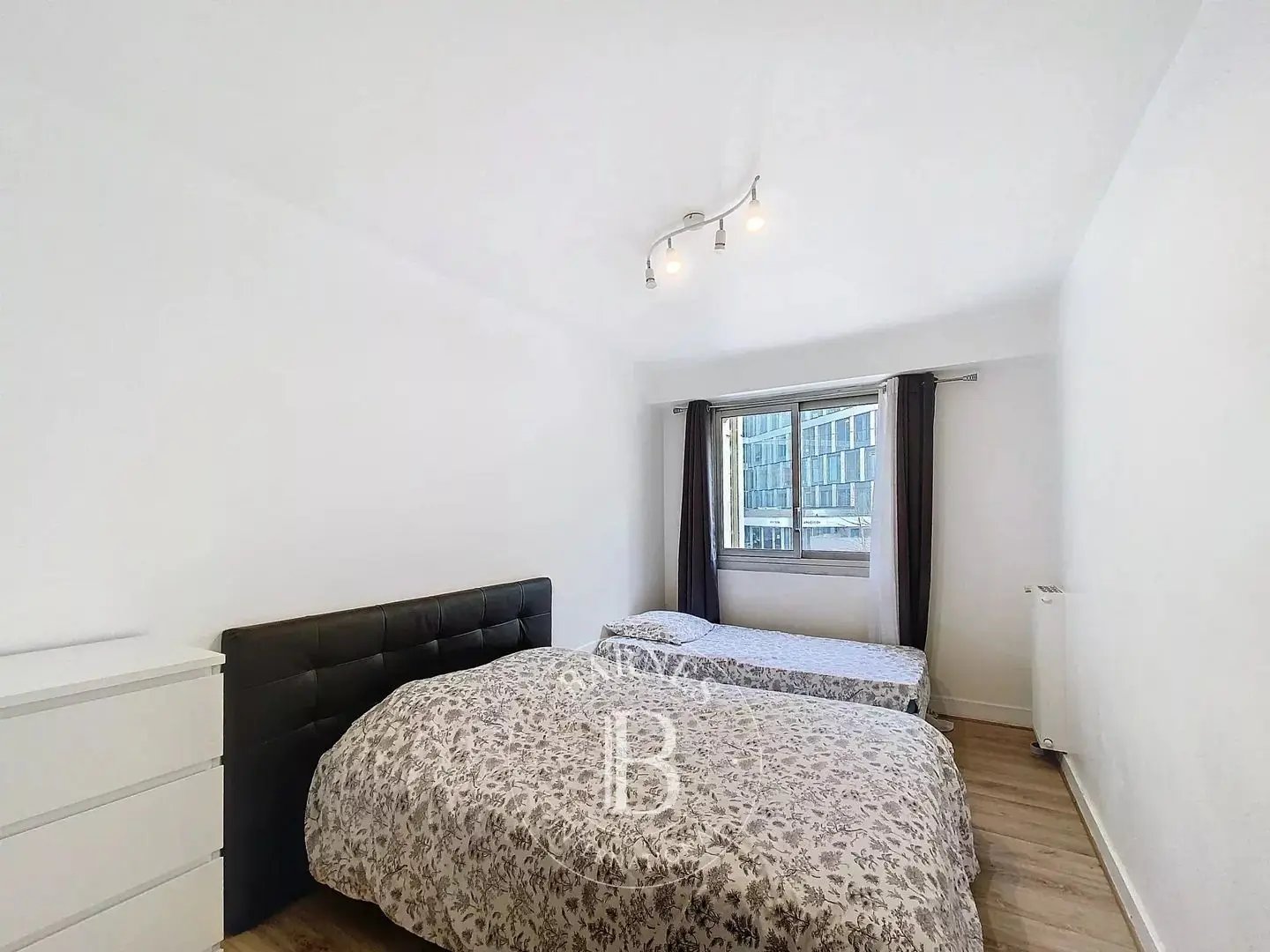 Appartement à louer, 80m², Courbevoie