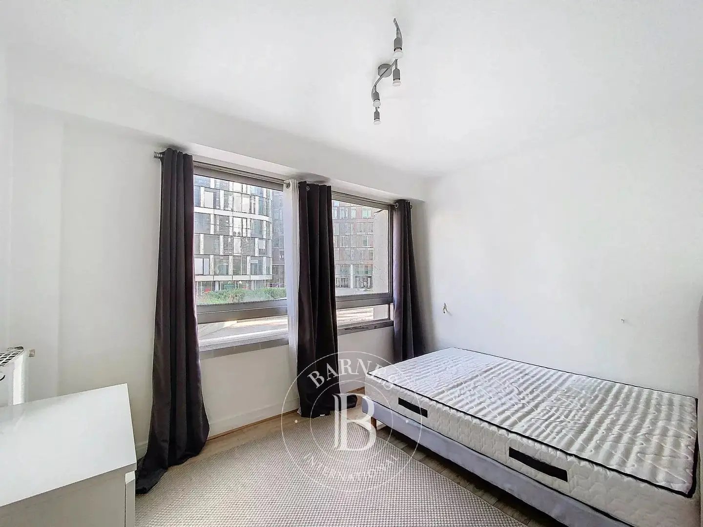 Appartement à louer, 80m², Courbevoie