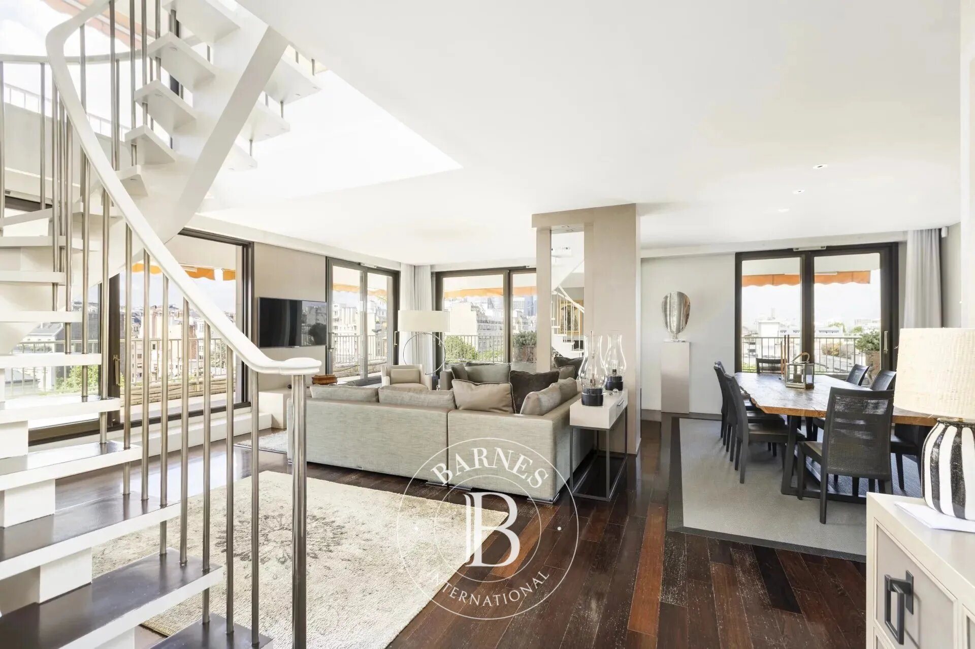 Appartement à louer, 207m², Neuilly-sur-Seine