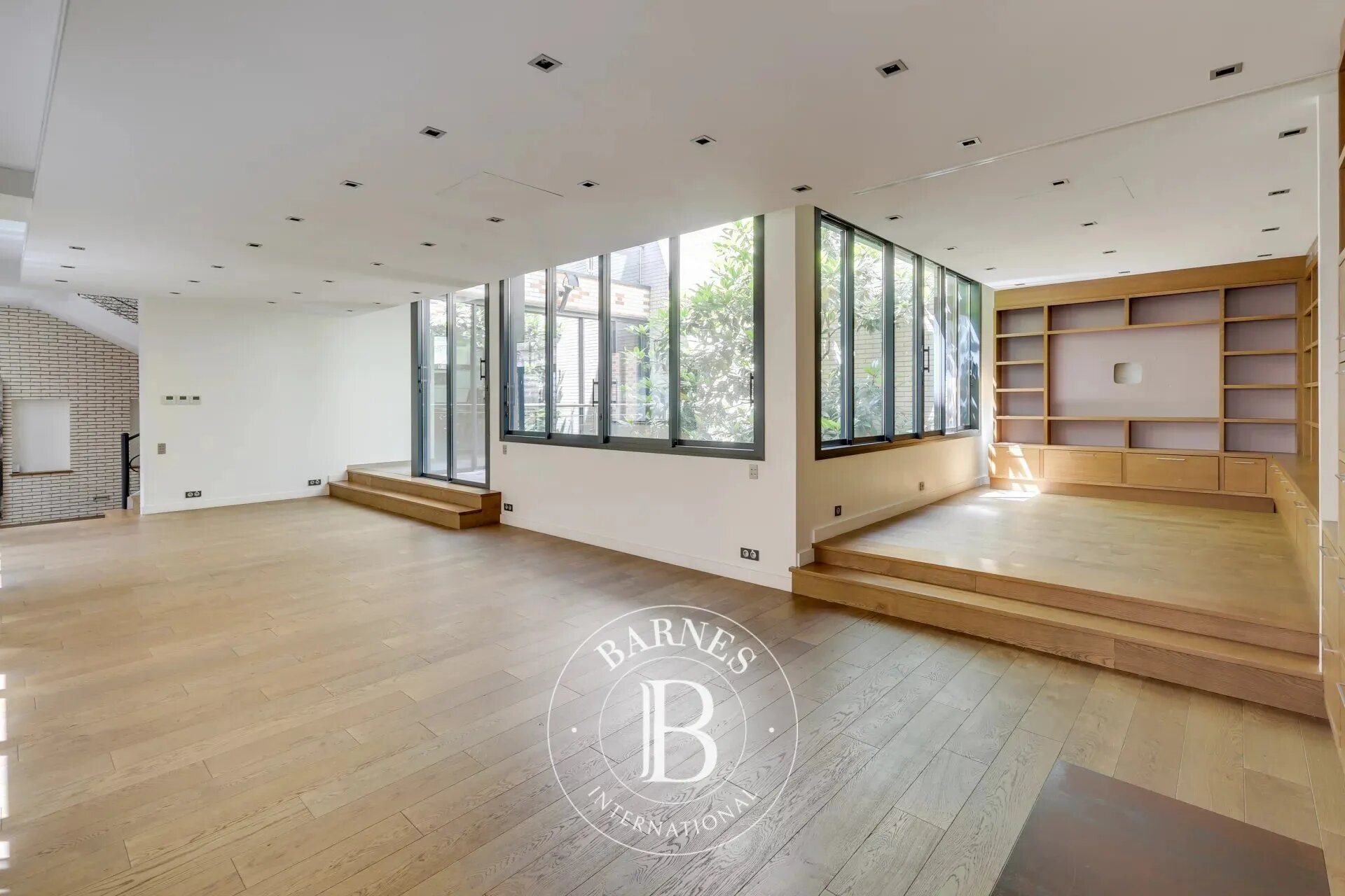 Maison à louer, 374m², Levallois-Perret
