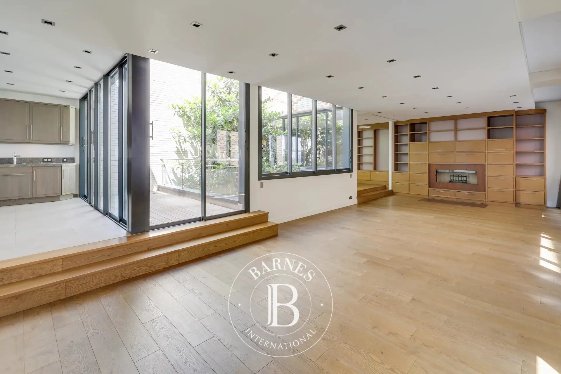 Maison à louer, 374m², Levallois-Perret