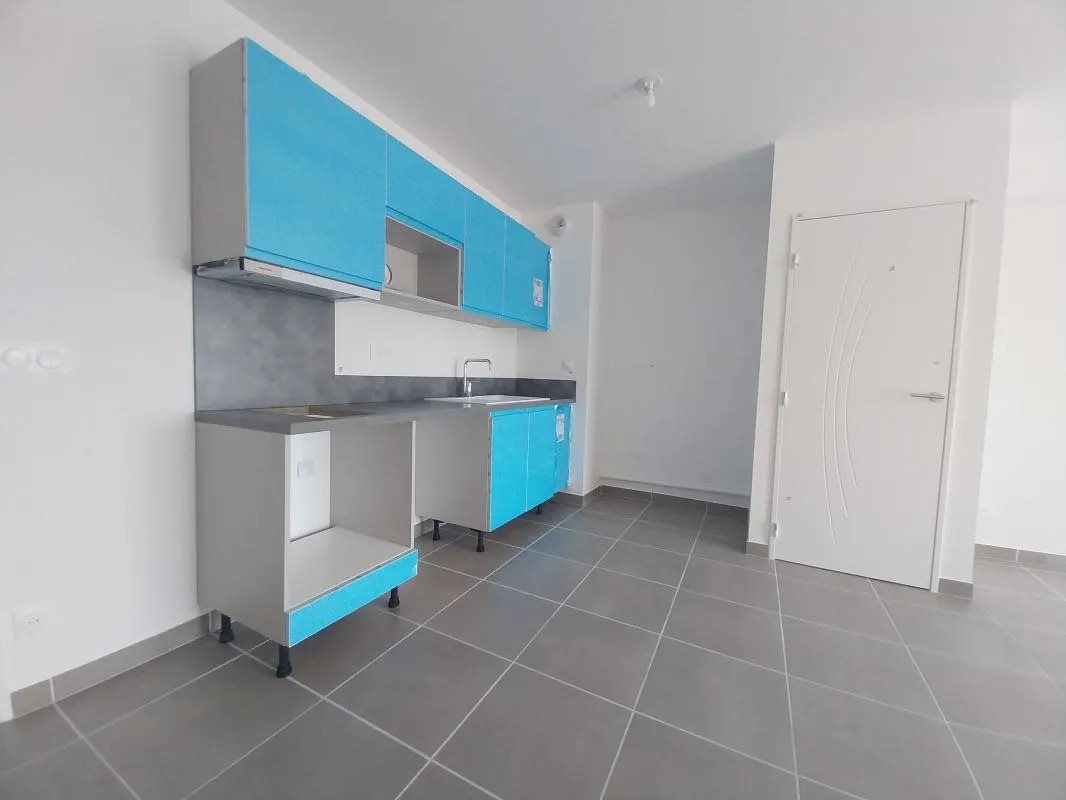 Appartement à louer, 41m², Vias