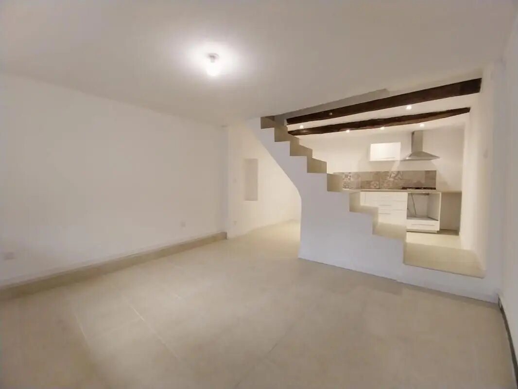 Maison à louer, 39m², Saint-Thibéry