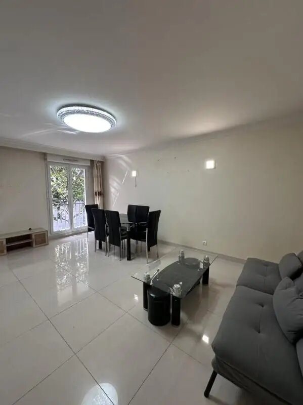 Appartement à louer, 56m², Le Bourget